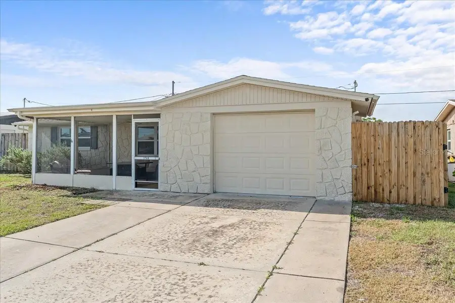 3748 Redwood Drive, Holiday, FL 34691 - #3