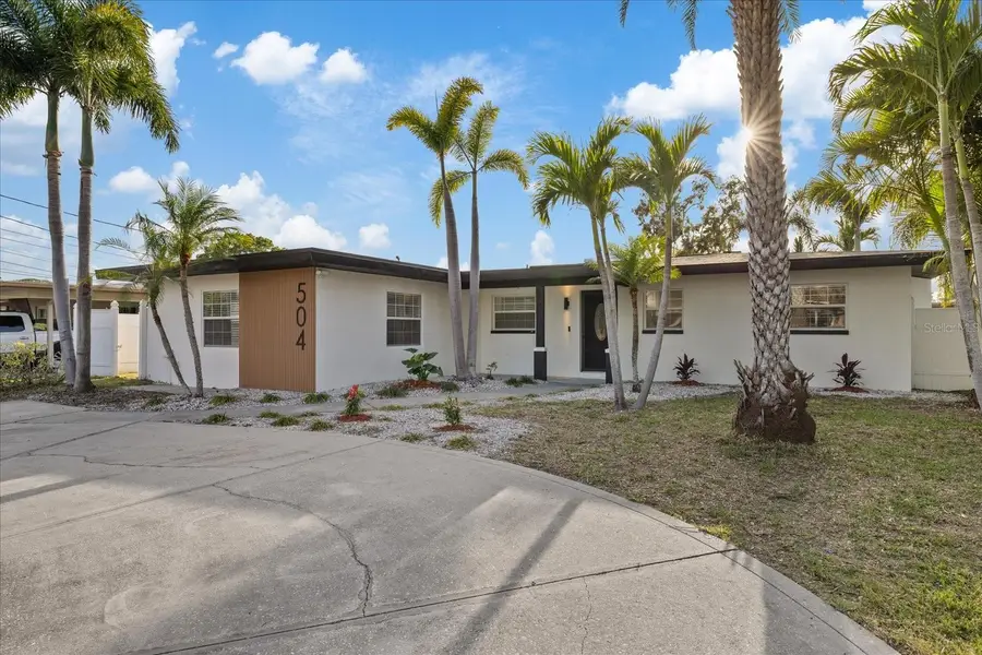 504 Driftwood Drive E, Palm Harbor, FL 34683 - Image #3