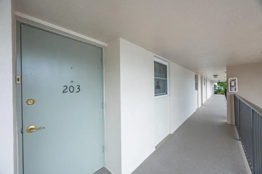 9945 47th Ave N #203, Saint Petersburg, FL 33708 - Image #3