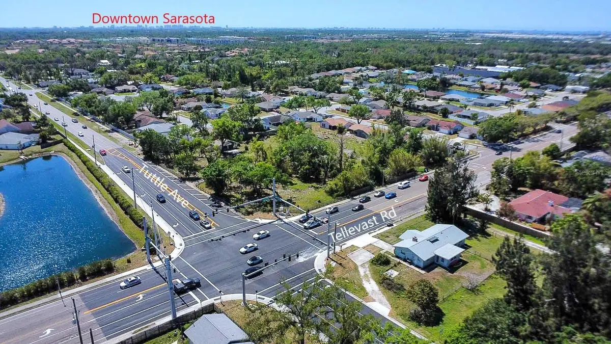 7720 Tuttle Avenue, Sarasota, FL 34243 - Image #1