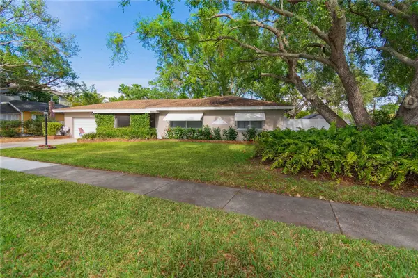 6801 5th Street N, ST PETERSBURG, FL 33702