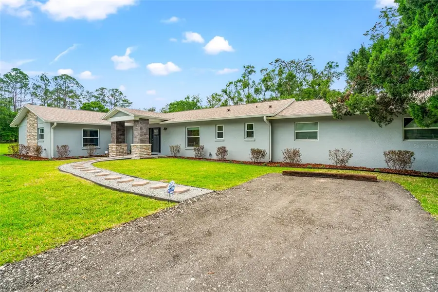 28628 Bennington Drive, Wesley Chapel, FL 33544 - Image #2