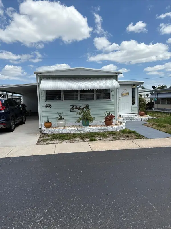 11087 102nd Way #207, LARGO, FL 33773