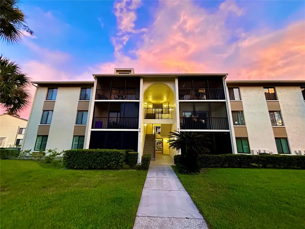 1423 Pine Glen Lane #D2, Tarpon Springs, FL 34688 - Image #1