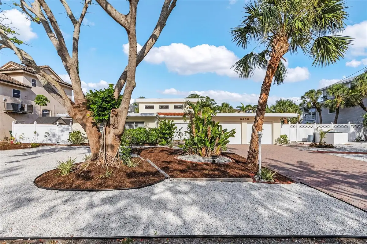 5430 Avenida Del Mare, Sarasota, FL 34242 - Image #1