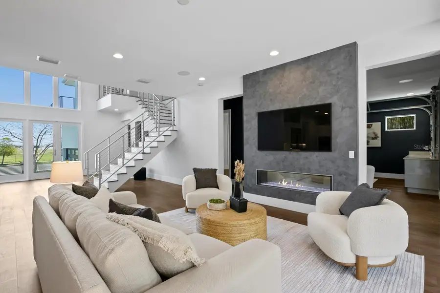 804 S Davis Boulevard, Tampa, FL 33606 - Image #2