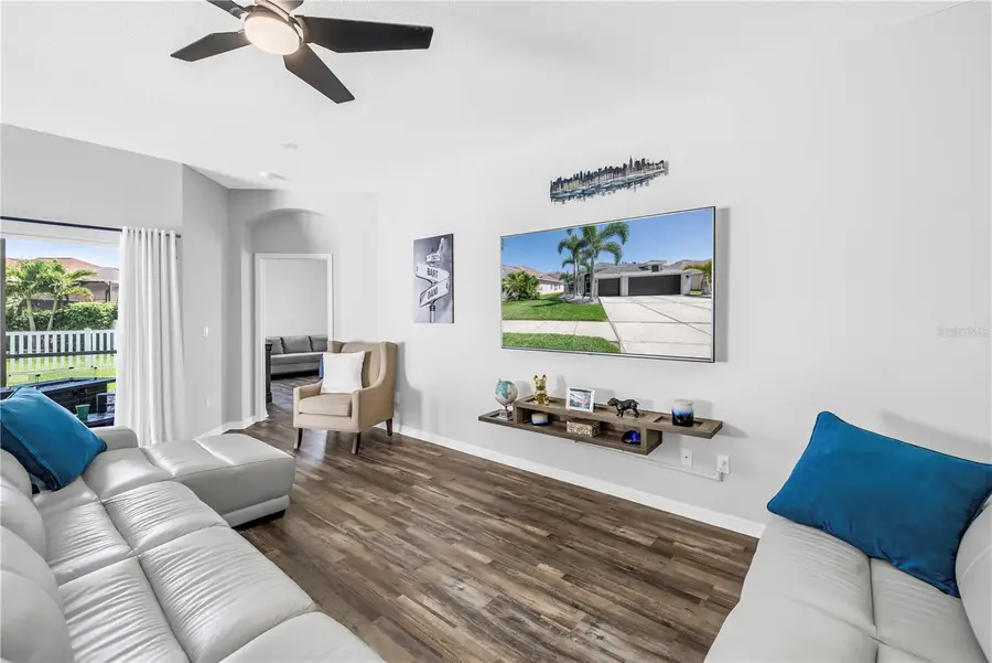 511 York Dale Drive, Ruskin, FL 33570 - Image #3