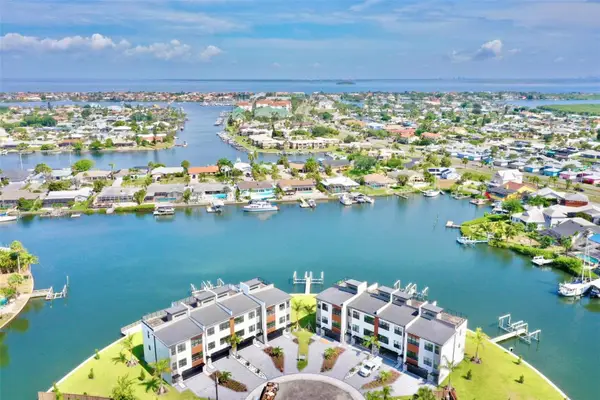 772 Gran Kaymen Way, APOLLO BEACH, FL 33572