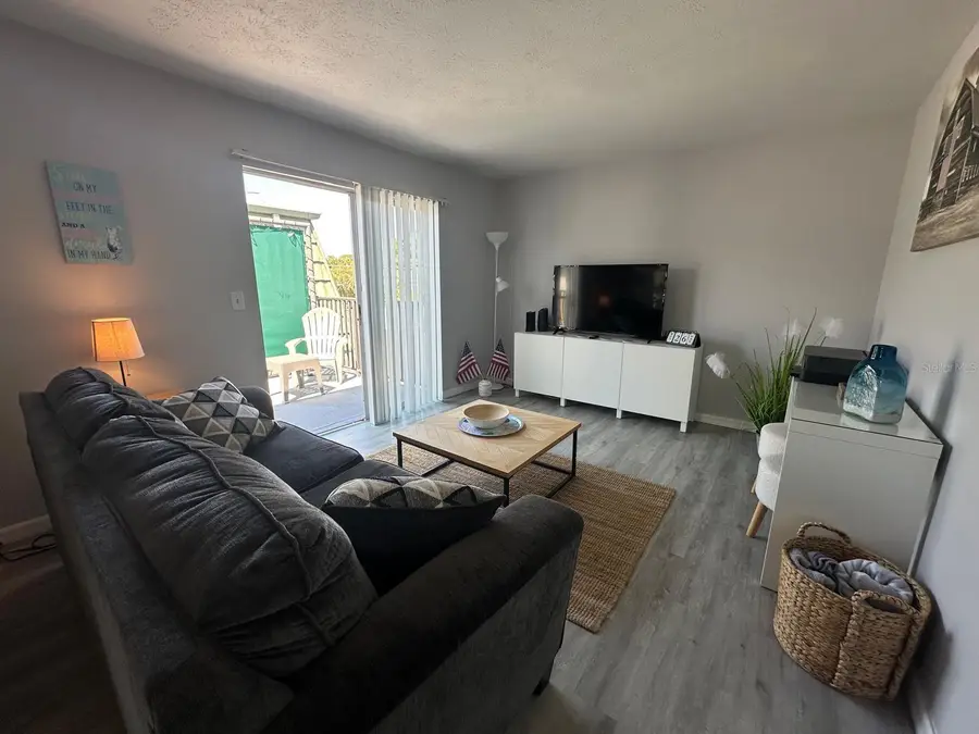 1799 N Highland Avenue #32, Clearwater, FL 33755 - Image #3