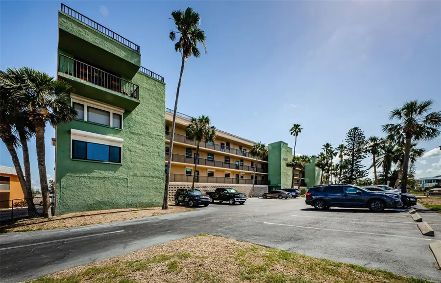 18201 Gulf Boulevard #201, Redington Shores, FL 33708 - Image #2