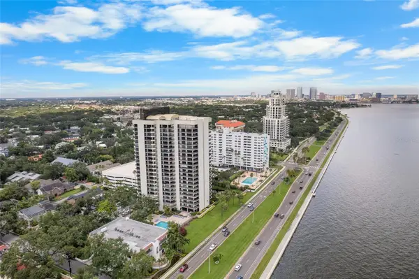 2413 Bayshore Boulevard #801, TAMPA, FL 33629