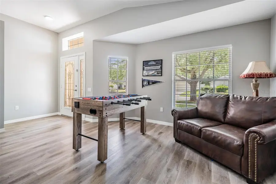 25324 Lexington Oaks Boulevard, Wesley Chapel, FL 33544 - Image #3