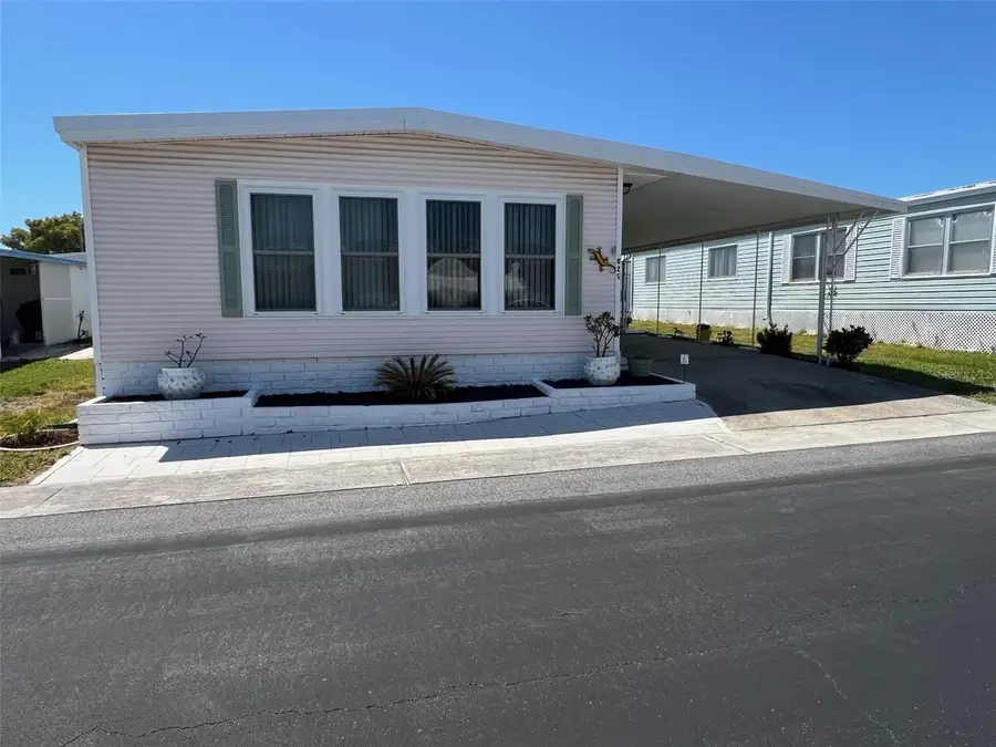 825 Coconut Palm Street, Largo, FL 33778 - Image #2