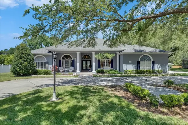 1806 Chickasaw Trail, VALRICO, FL 33596