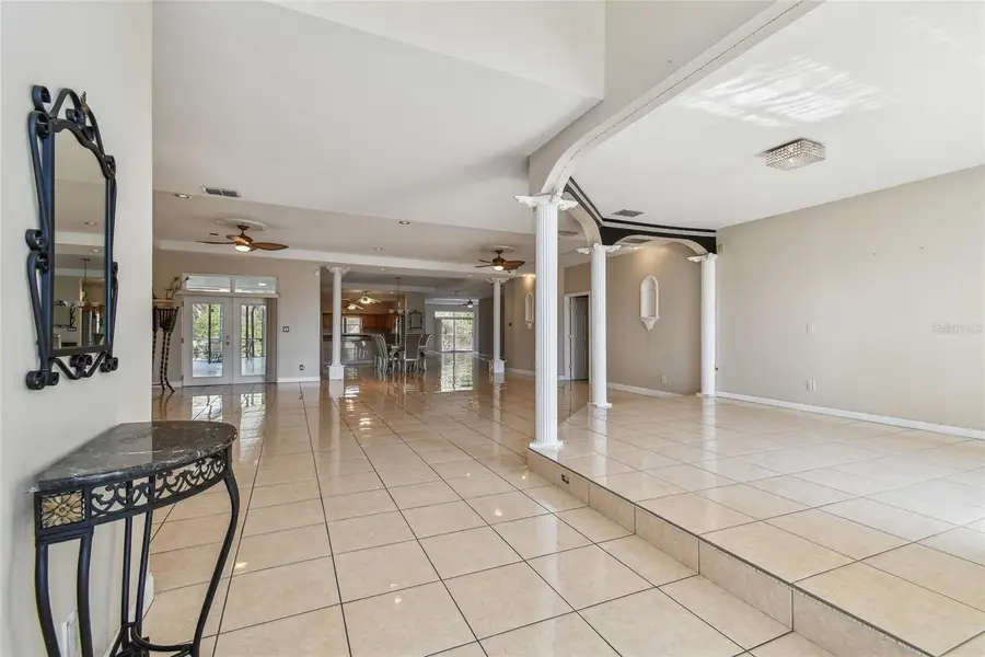 284 Peninsula Avenue, Tarpon Springs, FL 34689 - Image #3