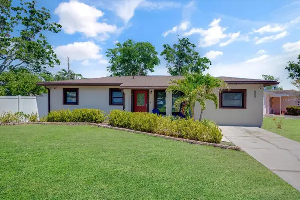 5591 15th Avenue N, ST PETERSBURG, FL 33710