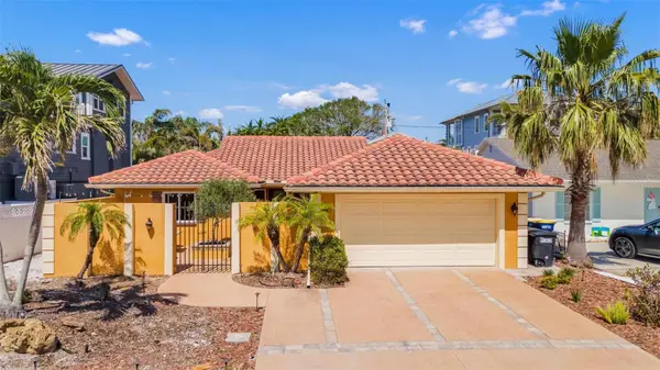 1008 Mandalay Avenue, CLEARWATER, FL 33767