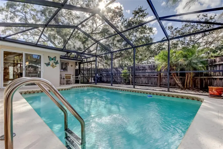 785 5th Street S, Safety Harbor, FL 34695 - #2