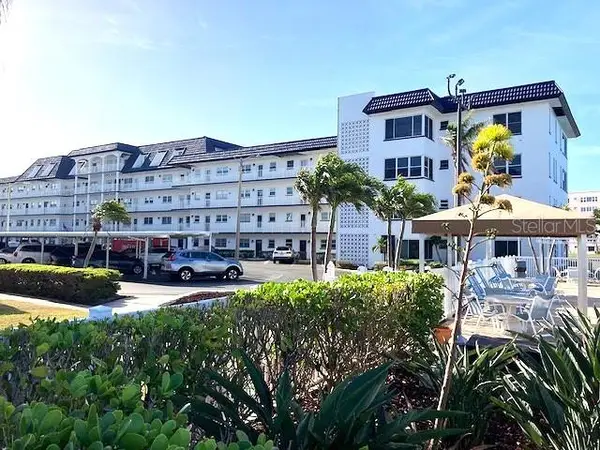 5960 30th Avenue S #414, GULFPORT, FL 33707