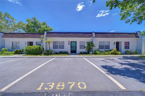 13870 Oakwood Lane #13870, SEMINOLE, FL 33776