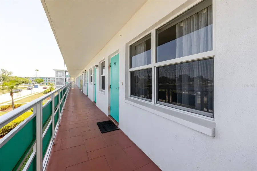 1950 59th Avenue N #208, Saint Petersburg, FL 33714 - Image #3