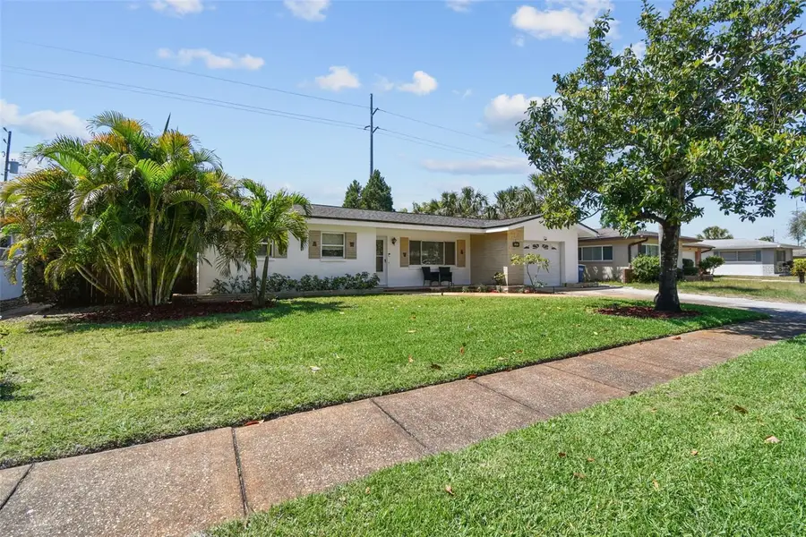 1751 Ashton Abbey Road, Clearwater, FL 33755 - Image #3