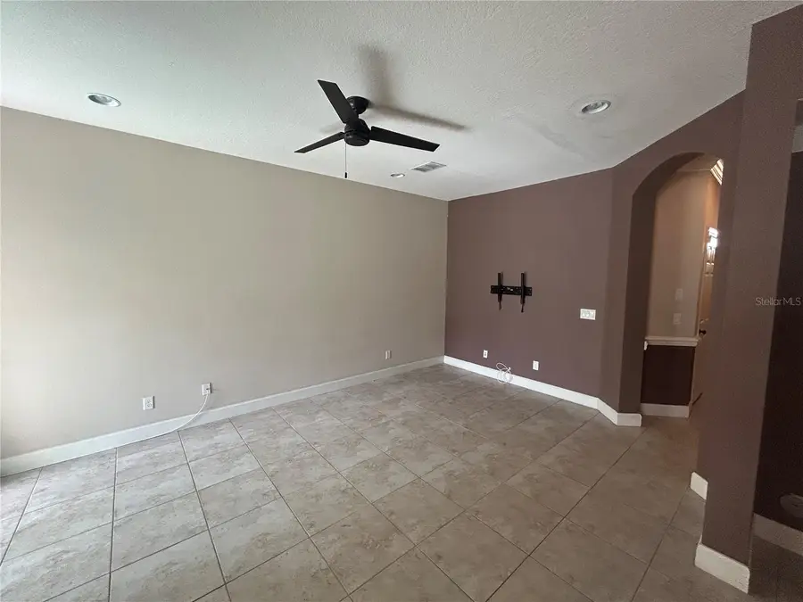 403 E Tuscan Lane E, Oldsmar, FL 34677 - Image #3