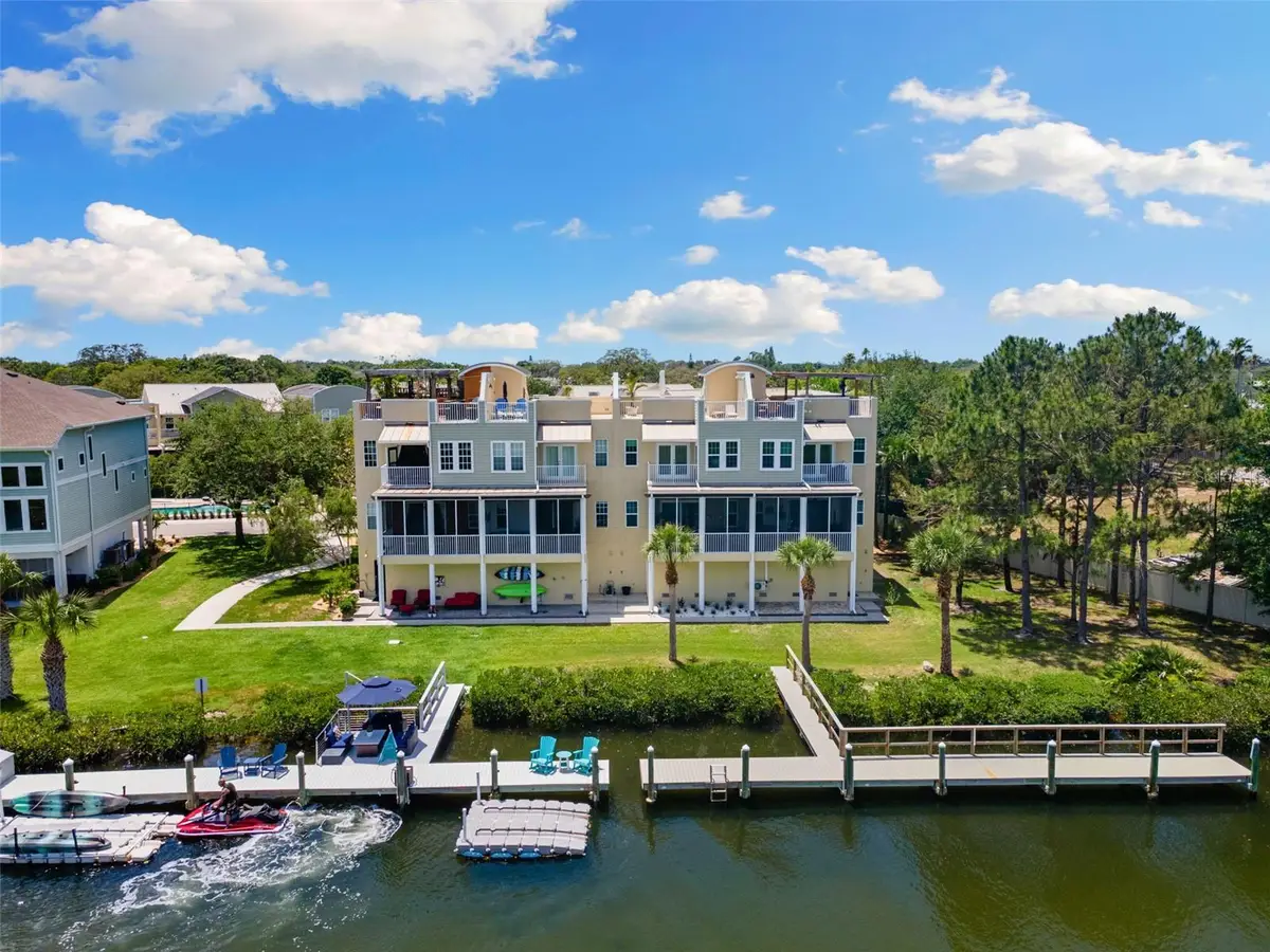 107 Athenian Way, Tarpon Springs, FL 34689 - Image #1