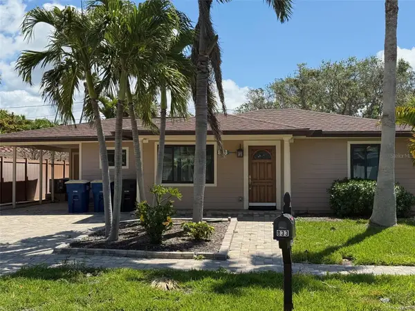 833 Lantana Avenue, CLEARWATER BEACH, FL 33767