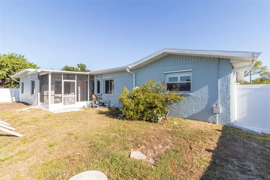 22465 Lewiston Avenue, Port Charlotte, FL 33952 - Image #3