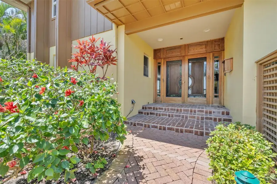 1058 Eldorado Avenue, Clearwater Beach, FL 33767 - Image #3