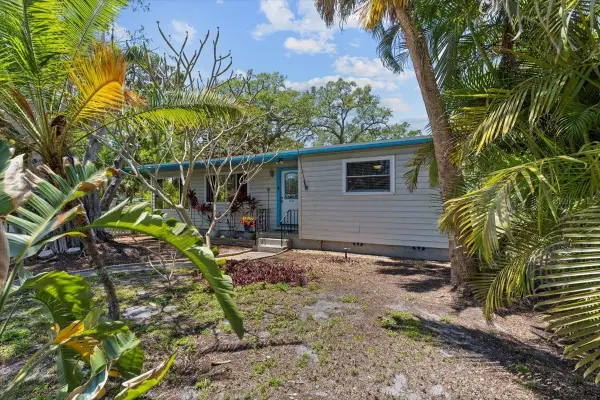 3025 50th Street S, GULFPORT, FL 33707