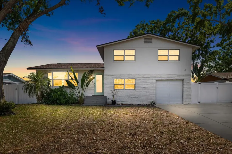 10716 Donbrese Avenue, Tampa, FL 33615 - Image #2