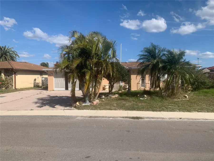 9900 Island Harbor Drive, Port Richey, FL 34668 - Image #3