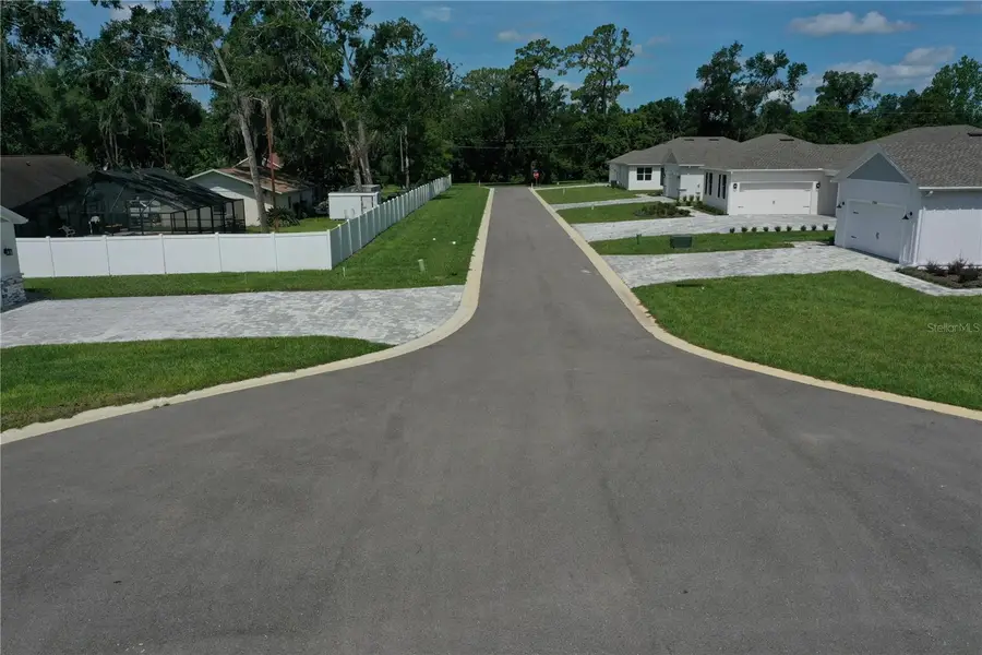37533 Teri Court, Dade City, FL 33525 - Image #3