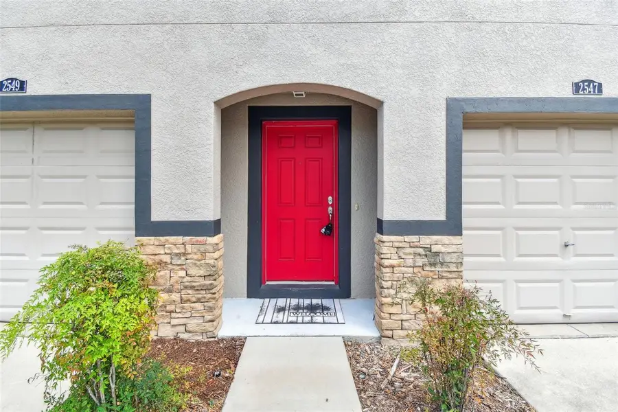 2547 Lexington Oak Drive, Brandon, FL 33511 - Image #2