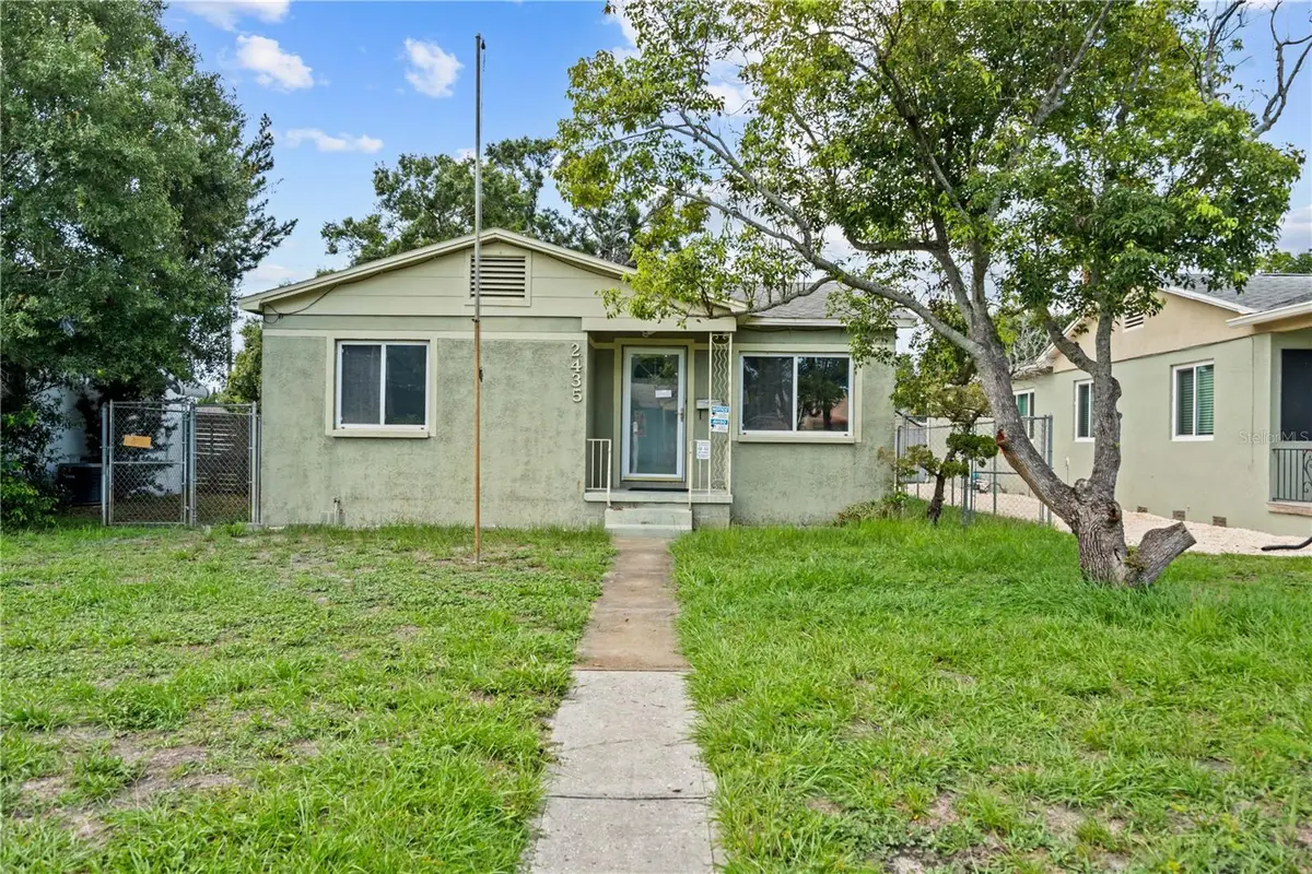 2435 37th Avenue N, Saint Petersburg, FL 33713 - Image #1