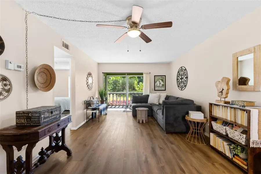 1250 S Pinellas Avenue #405, Tarpon Springs, FL 34689 - Image #2