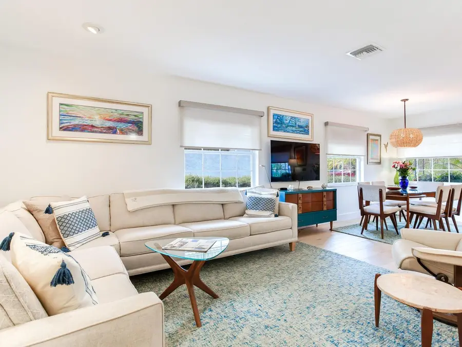 246 22nd Avenue Ne, Saint Petersburg, FL 33704 - Image #3