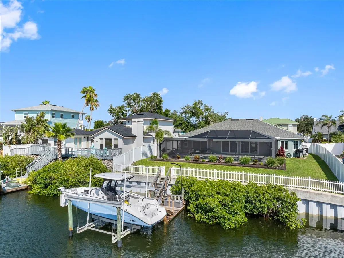 6604 Dolphin Cove Drive, Apollo Beach, FL 33572 - Image #1