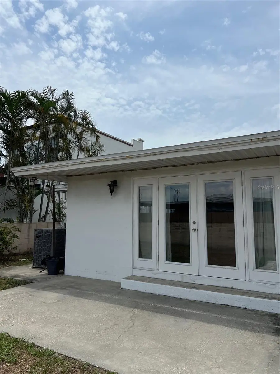 627 E Davis Boulevard, Tampa, FL 33606 - Image #3