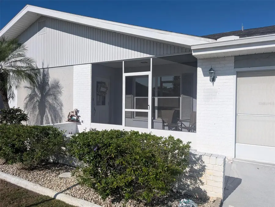 810 Bluewater Drive, Sun City Center, FL 33573 - Image #2