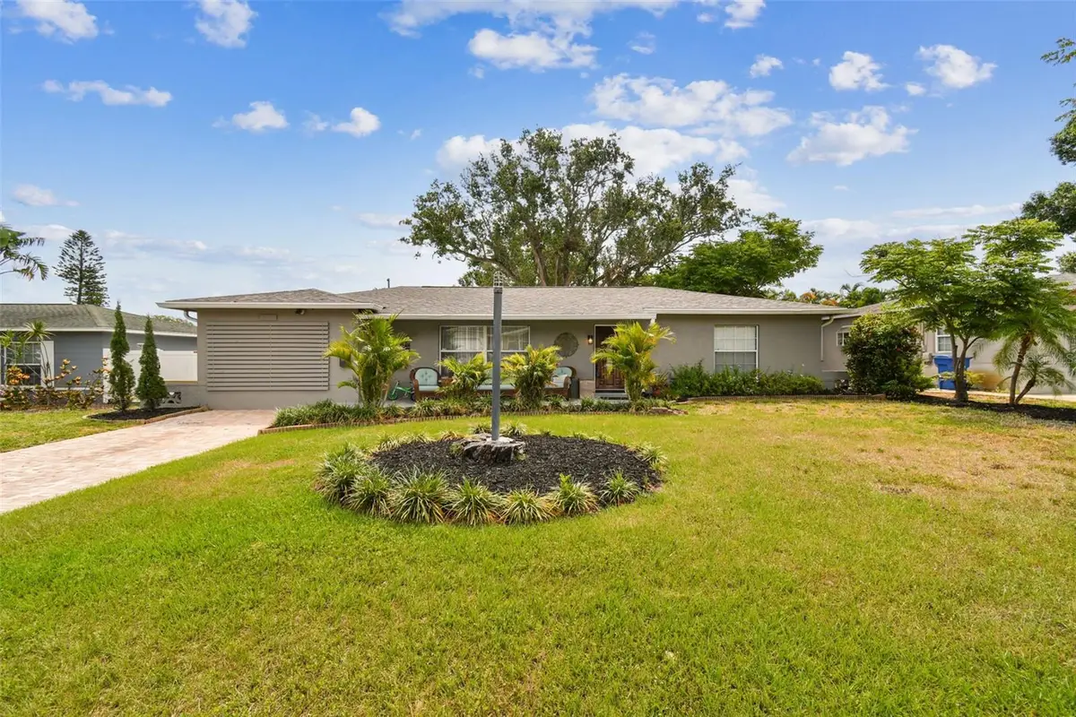 5245 18th Street N, Saint Petersburg, FL 33714 - #1