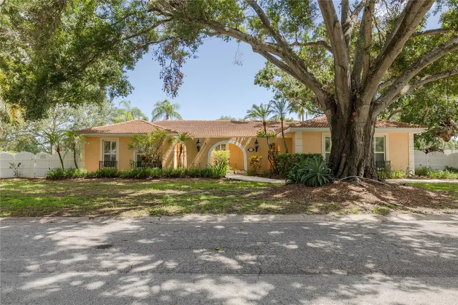 2370 Weymouth Drive, Clearwater, FL 33764 - Image #2