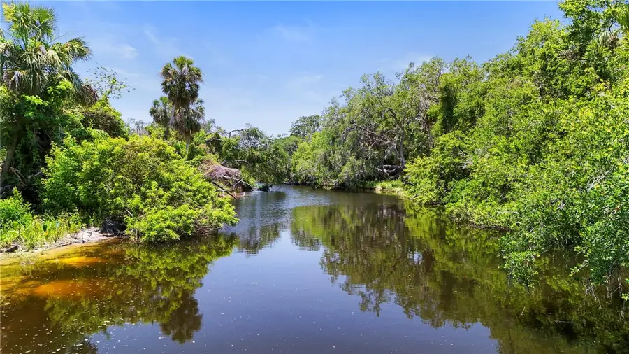 11009 Spivey Road #1, Gibsonton, FL 33534 - Image #3