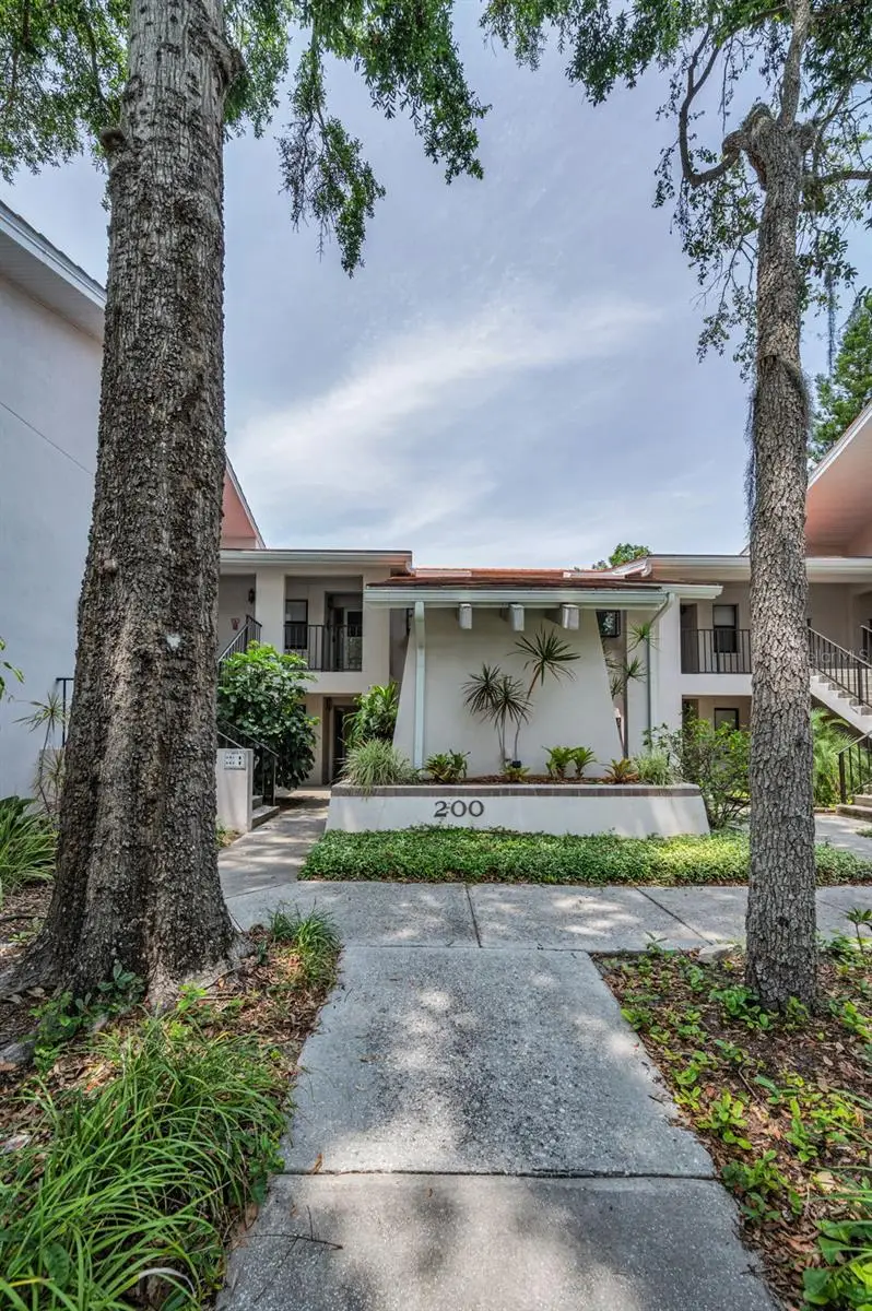 300 S Florida Avenue #200J, Tarpon Springs, FL 34689 - Image #3