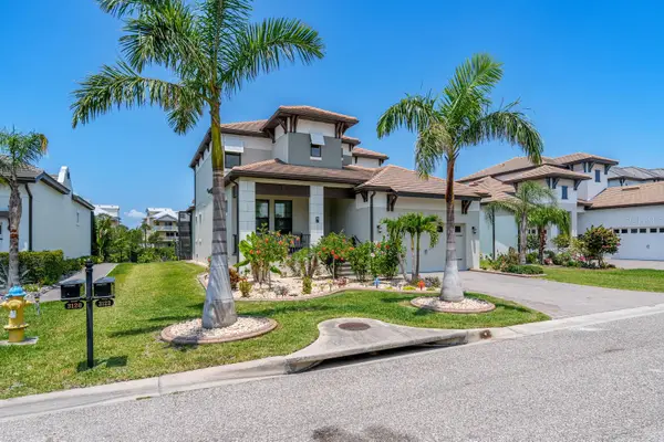 3122 Christophers Watch Lane, RUSKIN, FL 33570