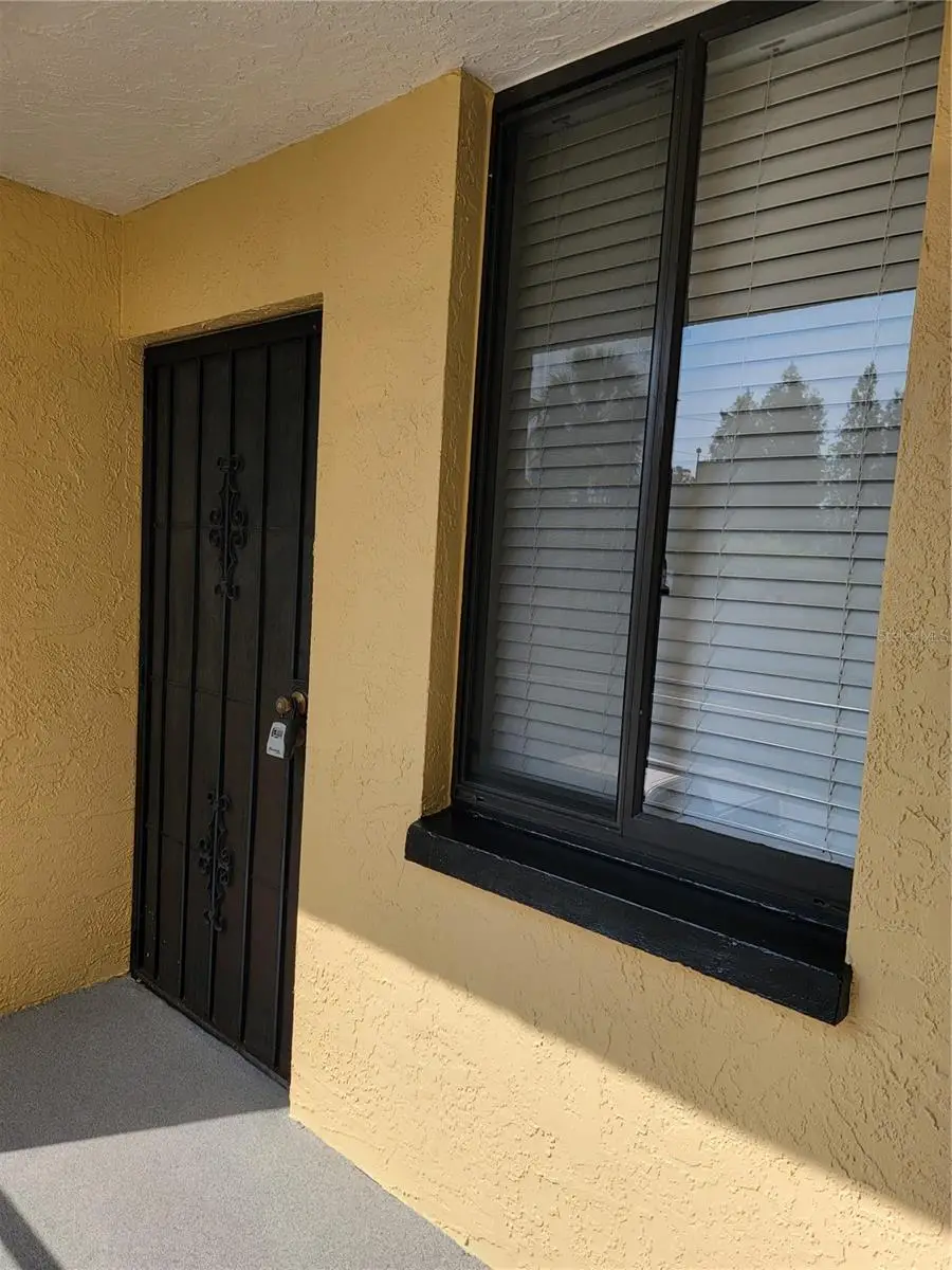 2424 W Tampa Bay Blvd #M-201, Tampa, FL 33607 - Image #1