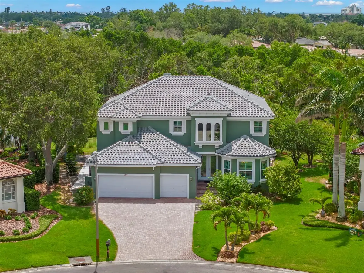 1171 Red Maple Circle Ne, Saint Petersburg, FL 33703 - Image #1