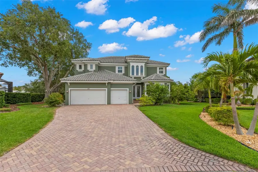 1171 Red Maple Circle Ne, Saint Petersburg, FL 33703 - Image #2